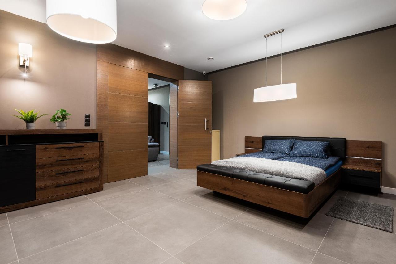 Apartament Platynowy - Centrum Gliwic Z Parkingiem Gliwice Exterior foto