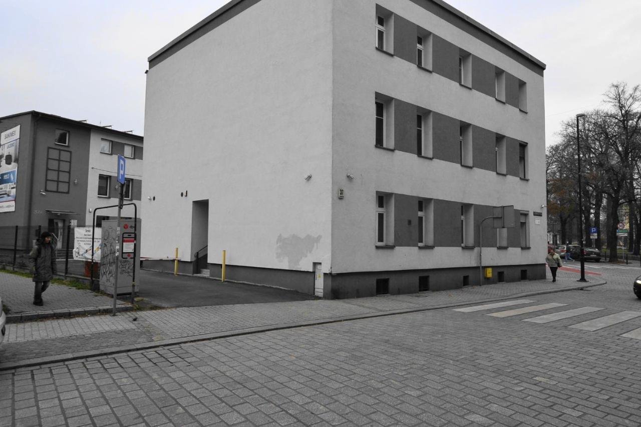 Apartament Platynowy - Centrum Gliwic Z Parkingiem Gliwice Exterior foto